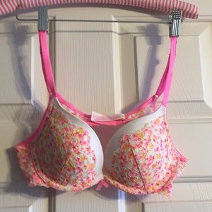 VICTORIA’S SECRET Push up bra
